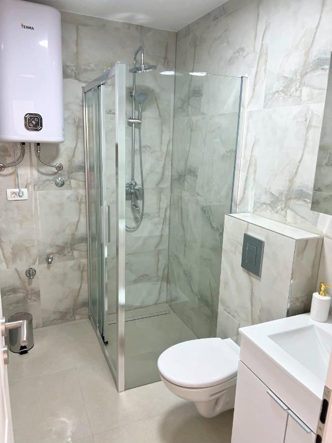 Apartman Laura Mlini Dış mekan fotoğraf